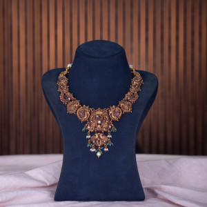 SM NECKLACE NAKSHI 22070200084