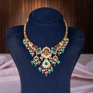 SM NECKLACE CZ 23041500026